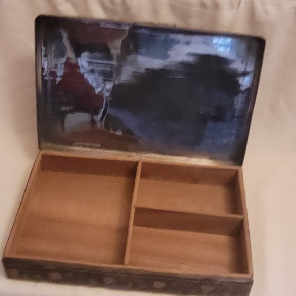 Made In India Design Brass Jewelry Box with 3 Compartments Box - Picture 3 of 9